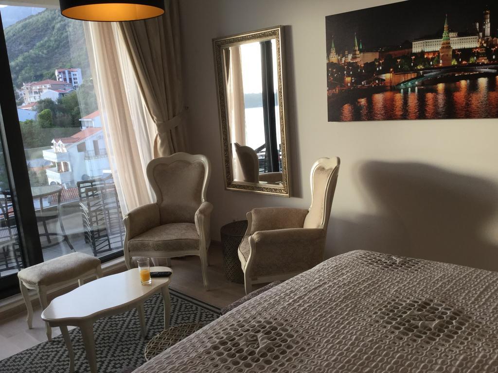 Apartment Sunset Rafailovici Bagian luar foto