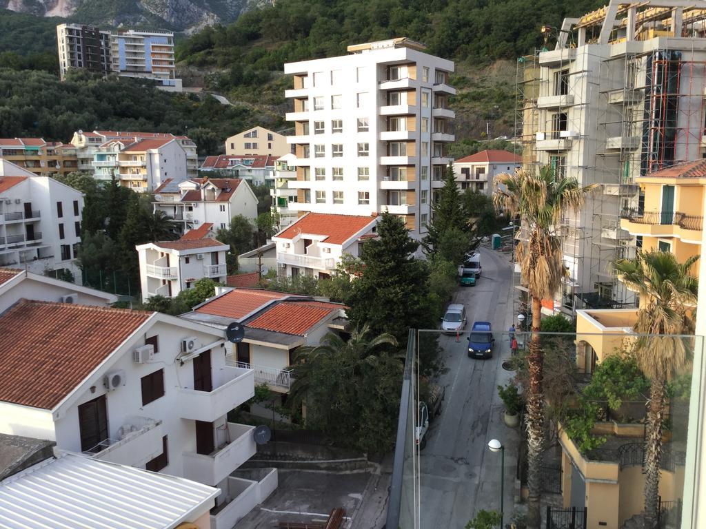 Apartment Sunset Rafailovici Bagian luar foto